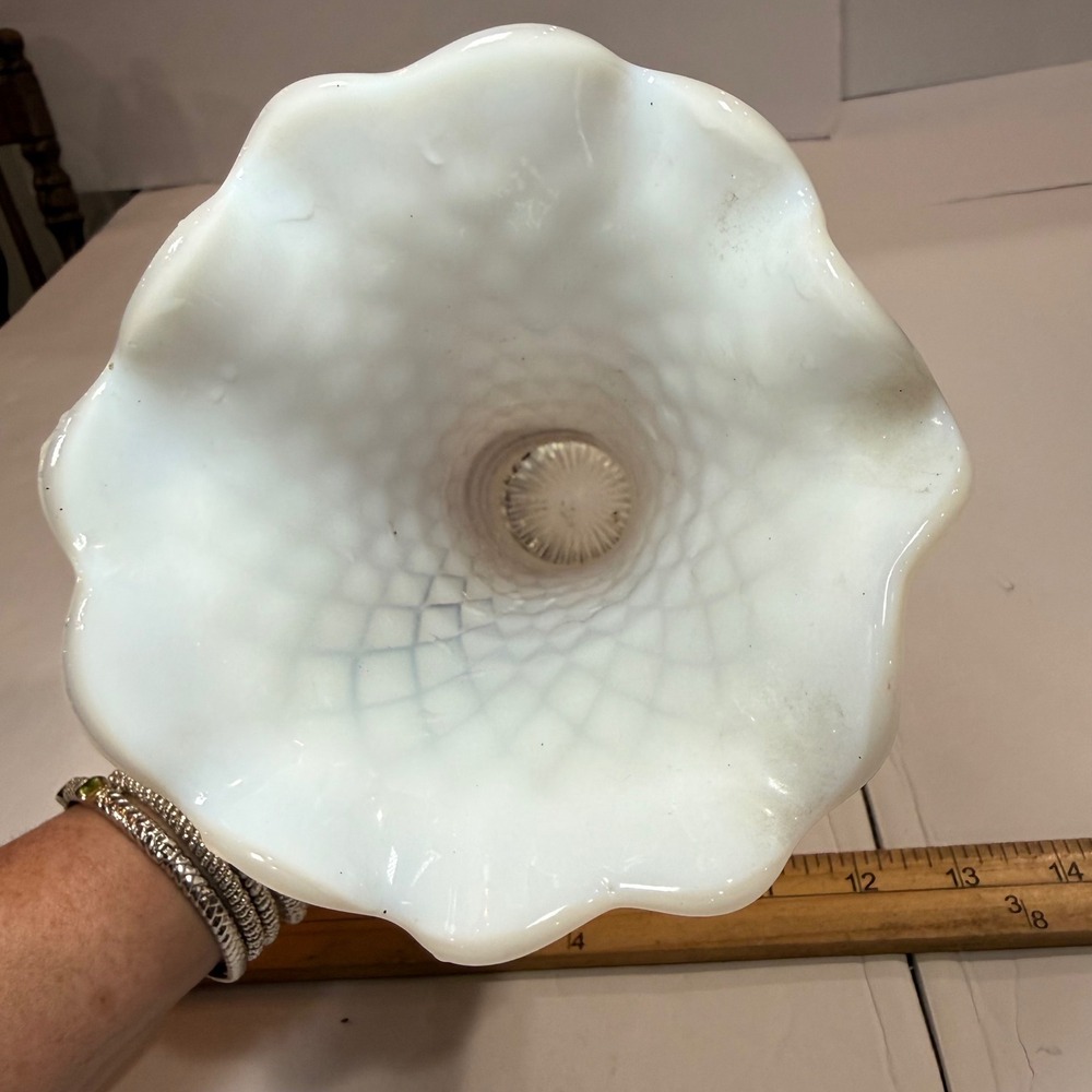 Vintage Milk Glass Diamond Quilt Ruffled Trumpet Vase Wedding Cottage Decor - Picture 5 of 8